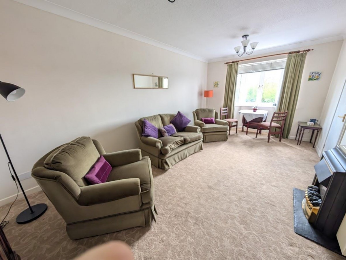 Midland Way, Thornbury, Bristol