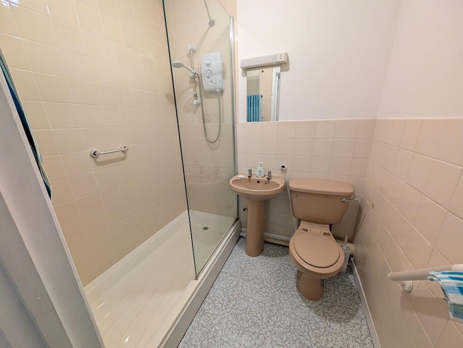 Midland Way, Thornbury, Bristol