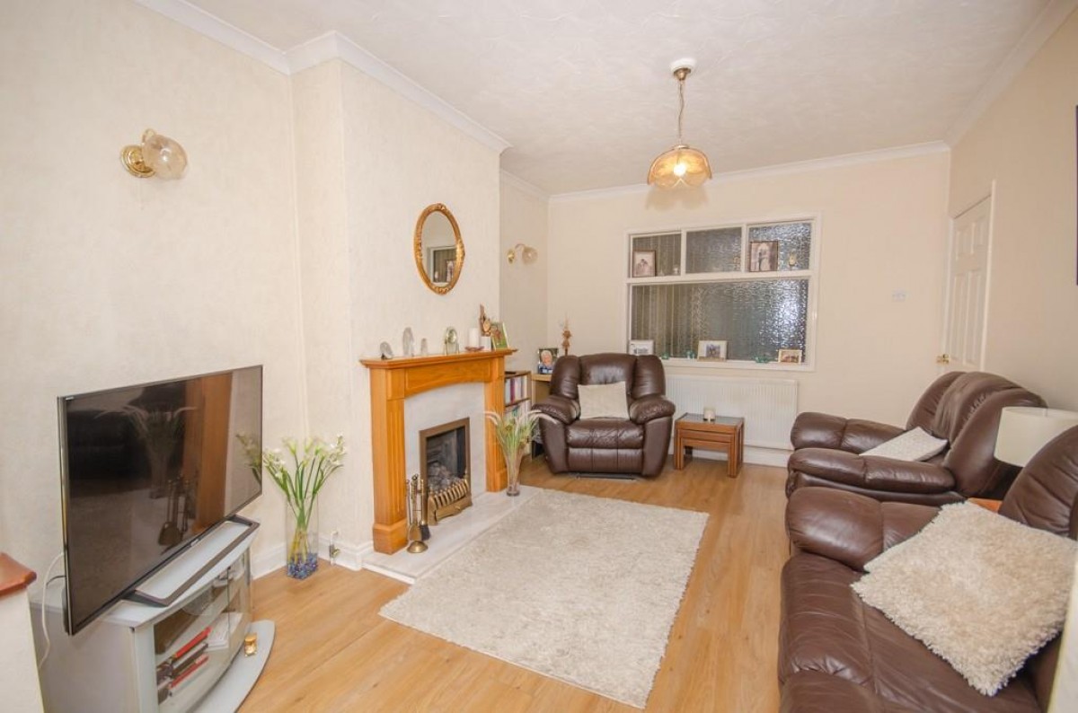 Salisbury Gardens, Downend, Bristol, BS16 5RE