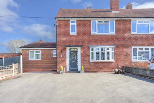 Sycamore Road, Kingswinford, DY6 8EQ