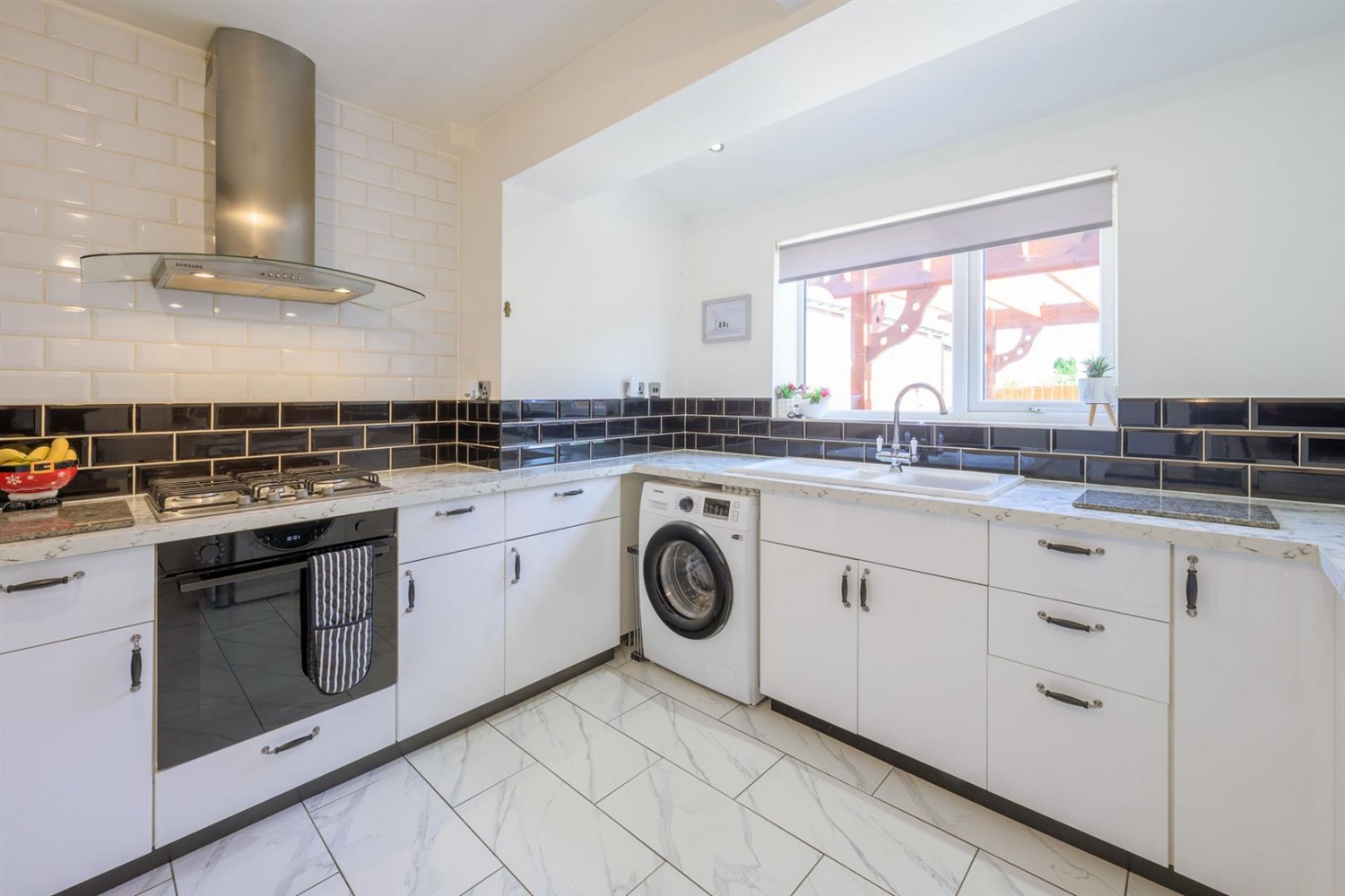 Sycamore Road, Kingswinford, DY6 8EQ