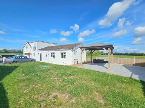 Heathend, Cromhall, South Gloucestershire