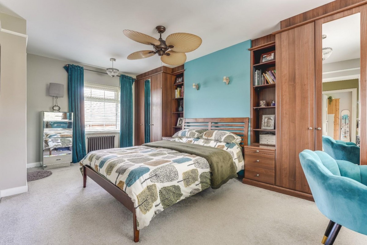 Sunny Hill, Buntingford