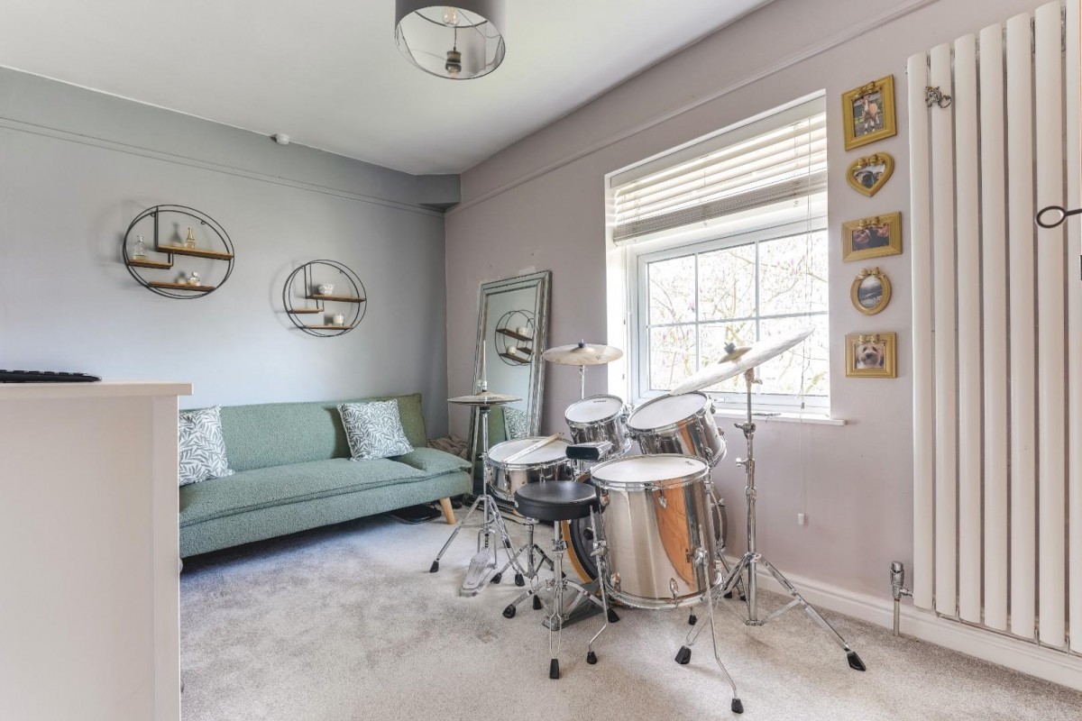 Sunny Hill, Buntingford