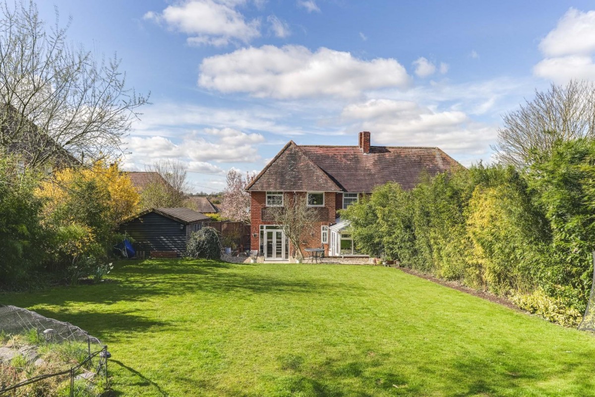 Sunny Hill, Buntingford