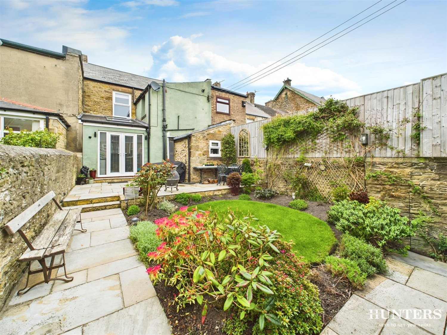 West Parade, Leadgate