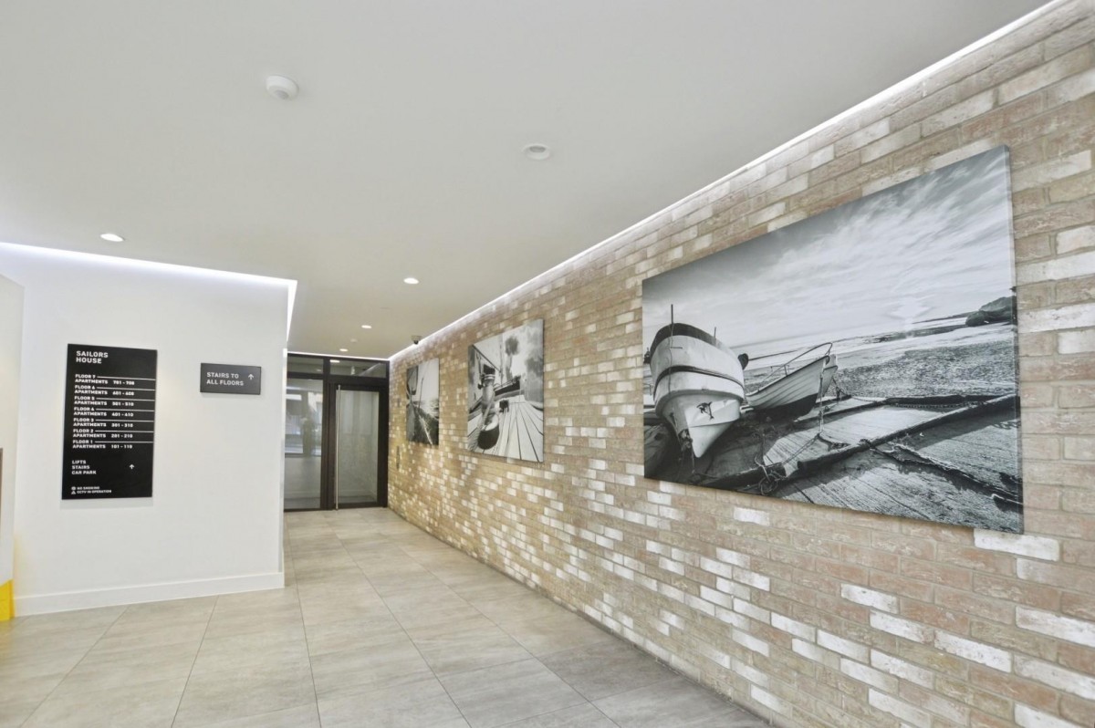 Deauville Close, London