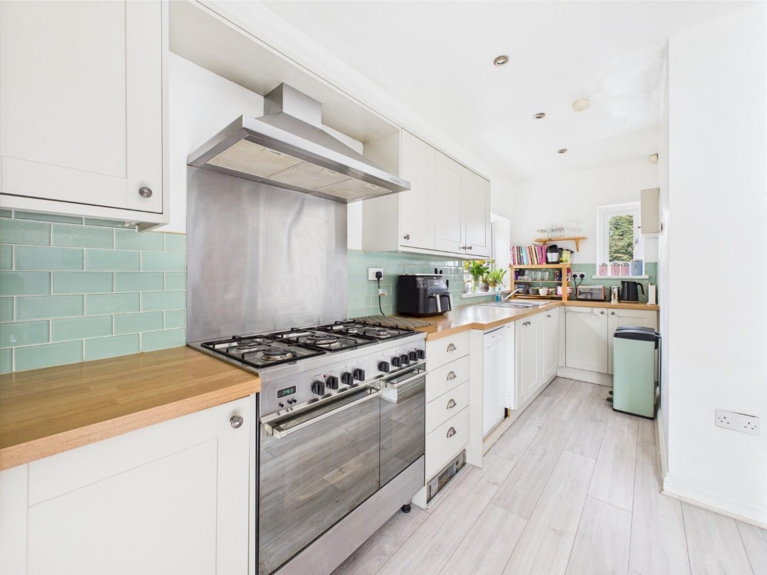 Lynton Drive, Shipley