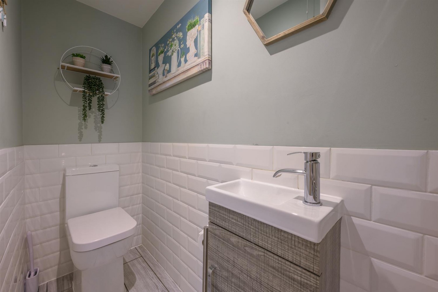 Richmond Grove, Wollaston, DY8 4SF