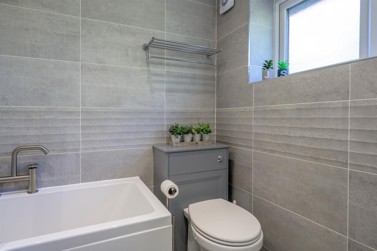 Richmond Grove, Wollaston, DY8 4SF