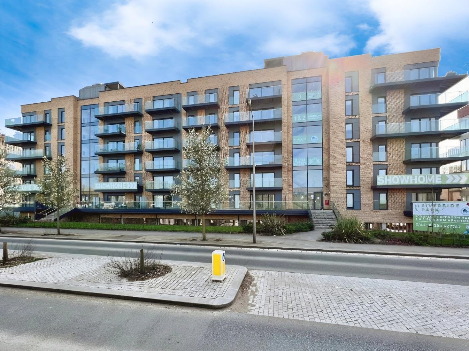 Kenmore Place, Riverside Park, Ashford