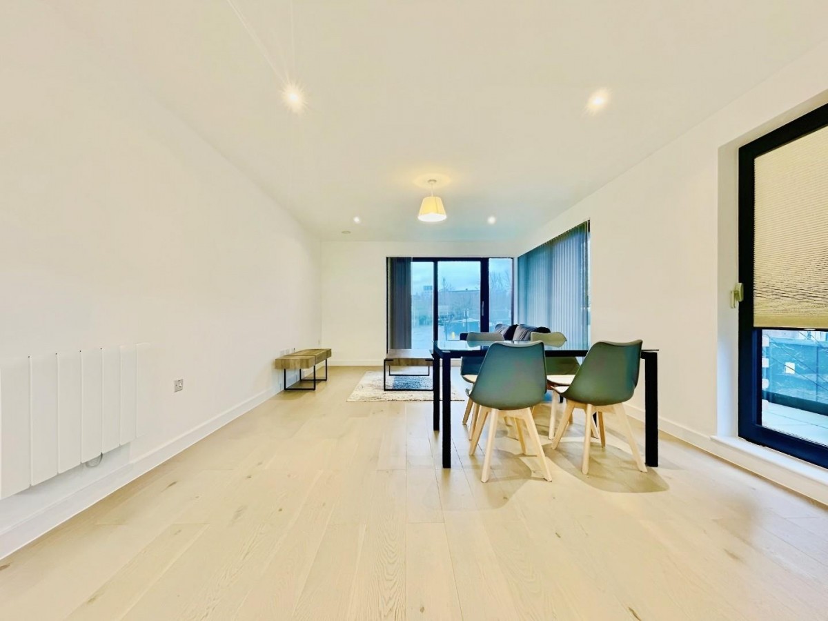 Kenmore Place, Riverside Park, Ashford