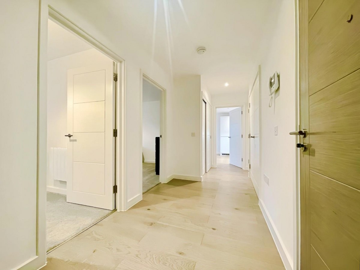 Kenmore Place, Riverside Park, Ashford