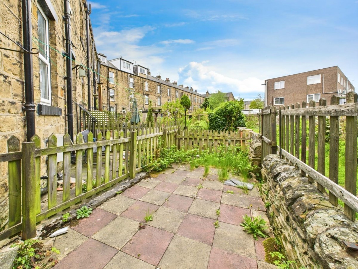 13 Harris Street, Bingley