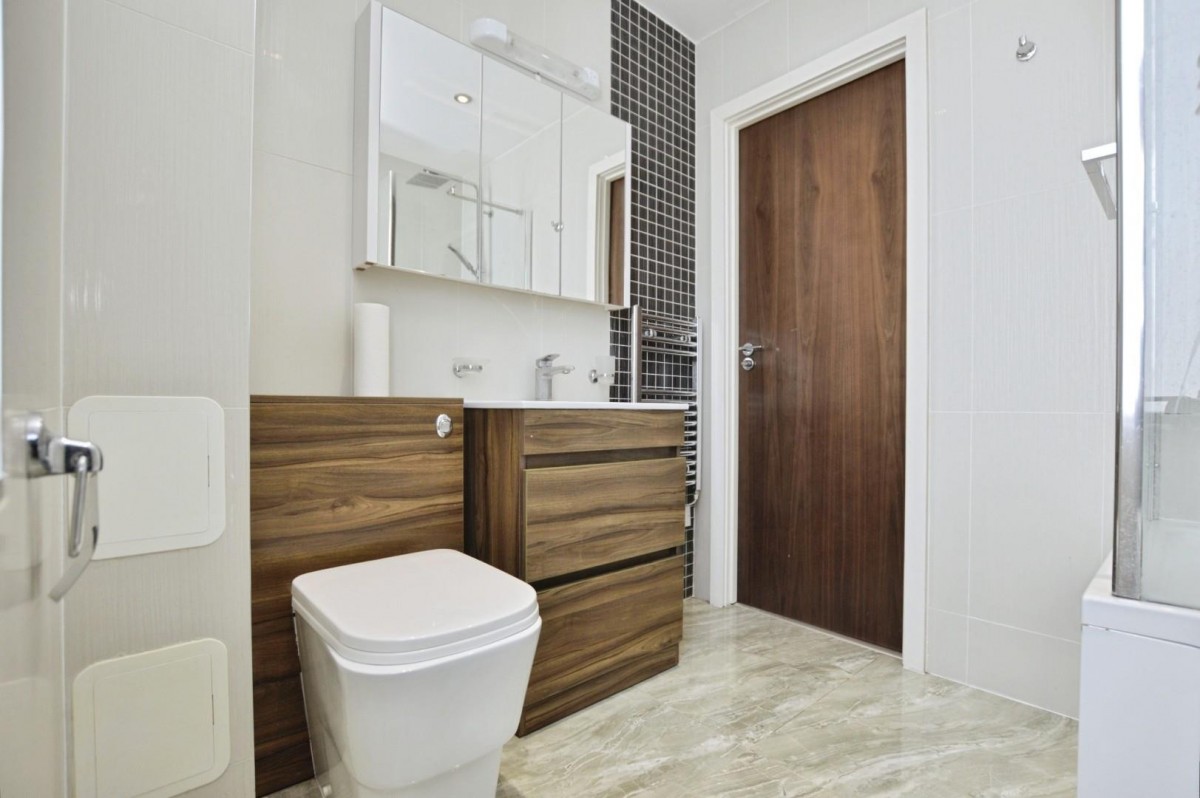 Queens Road West , Plaistow, London, E13 0PE