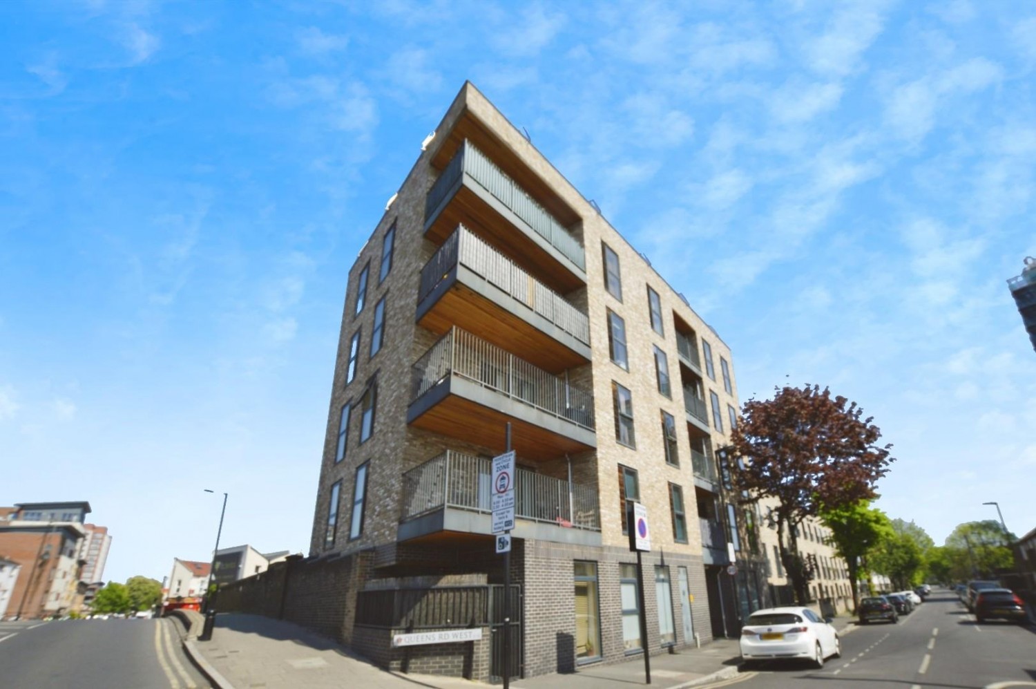 Queens Road West , Plaistow, London, E13 0PE