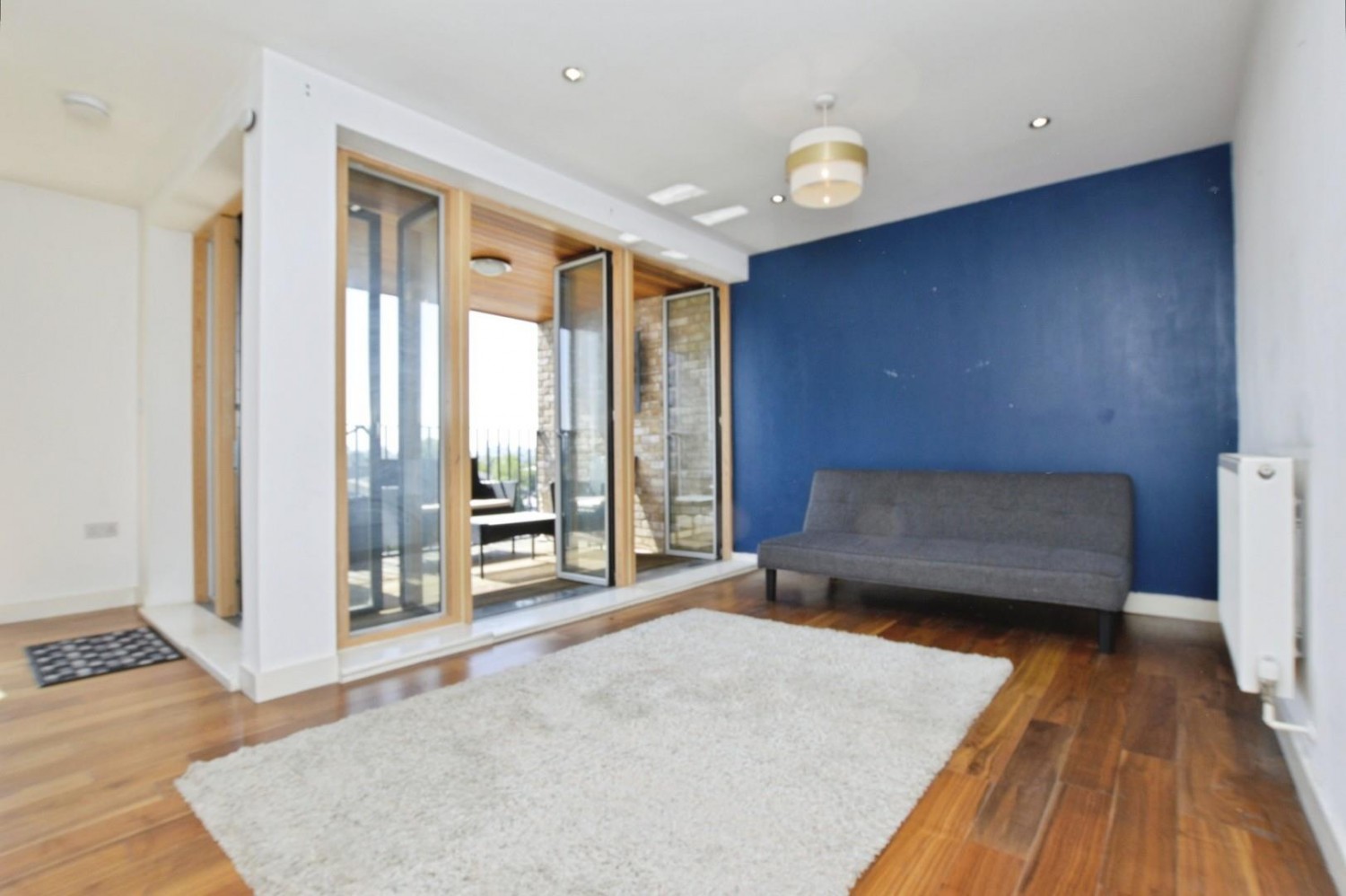 Queens Road West , Plaistow, London, E13 0PE