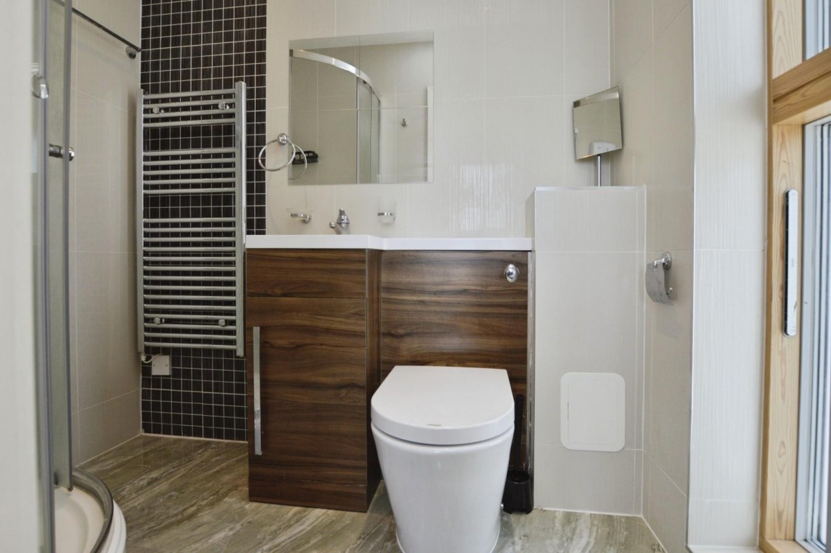 Queens Road West , Plaistow, London, E13 0PE