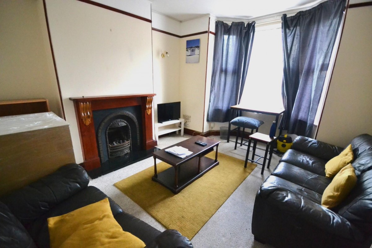 St. Johns Road, Exeter, EX1 2HR