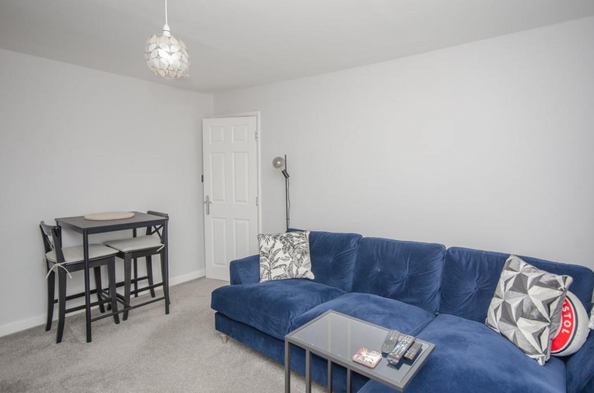 Dibden Road, Downend, Bristol, BS16 6UE