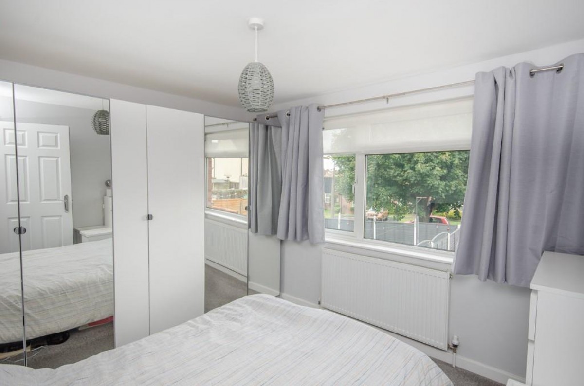 Dibden Road, Downend, Bristol, BS16 6UE