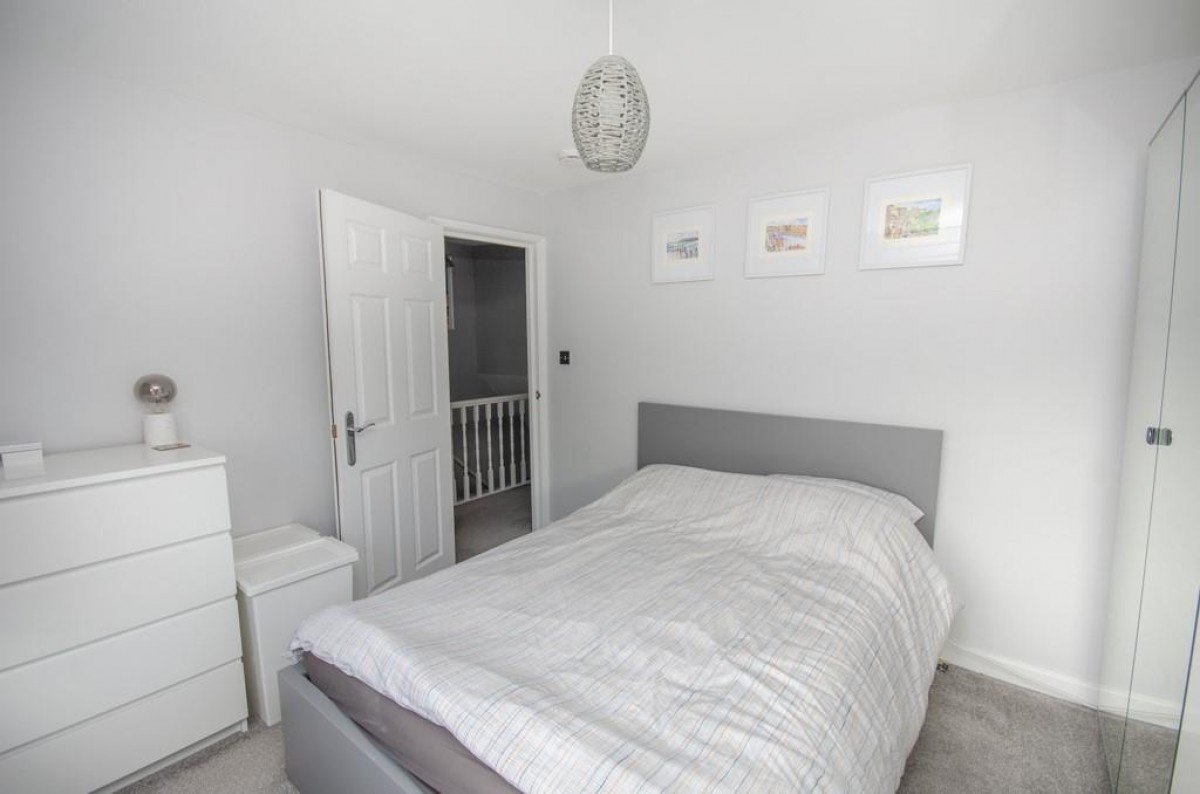 Dibden Road, Downend, Bristol, BS16 6UE