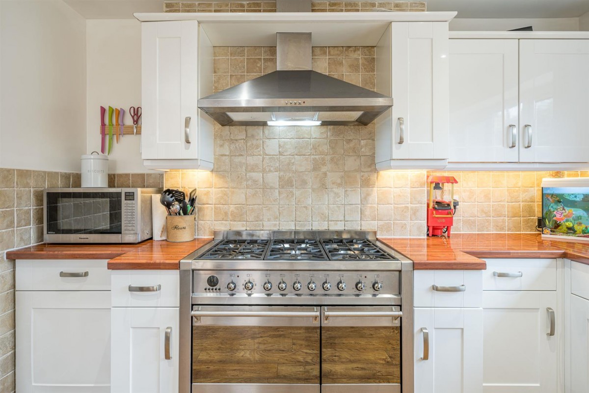 Lavender Lane, Stourbridge, DY8 3EF