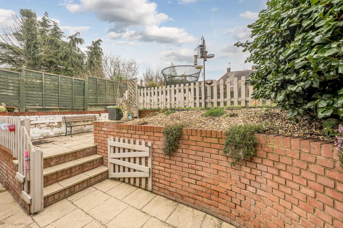 Lavender Lane, Stourbridge, DY8 3EF