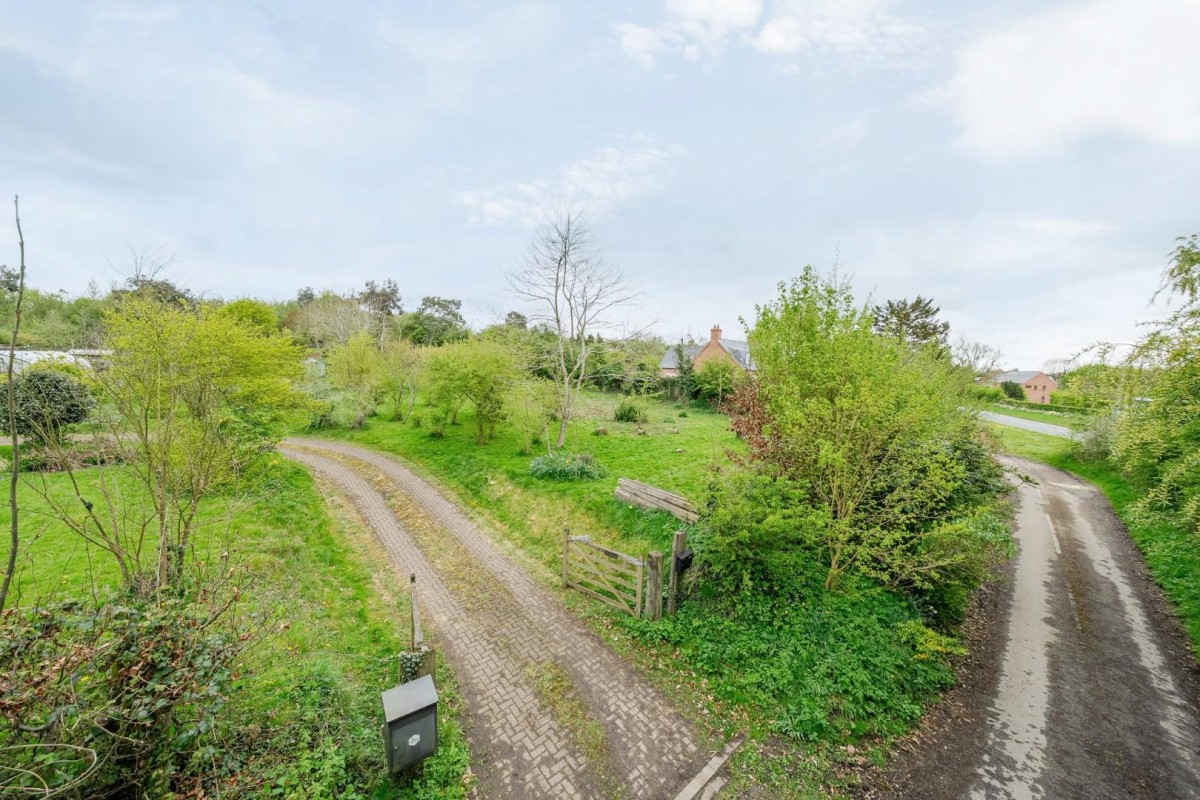 Main Road, Hagworthingham, Spilsby