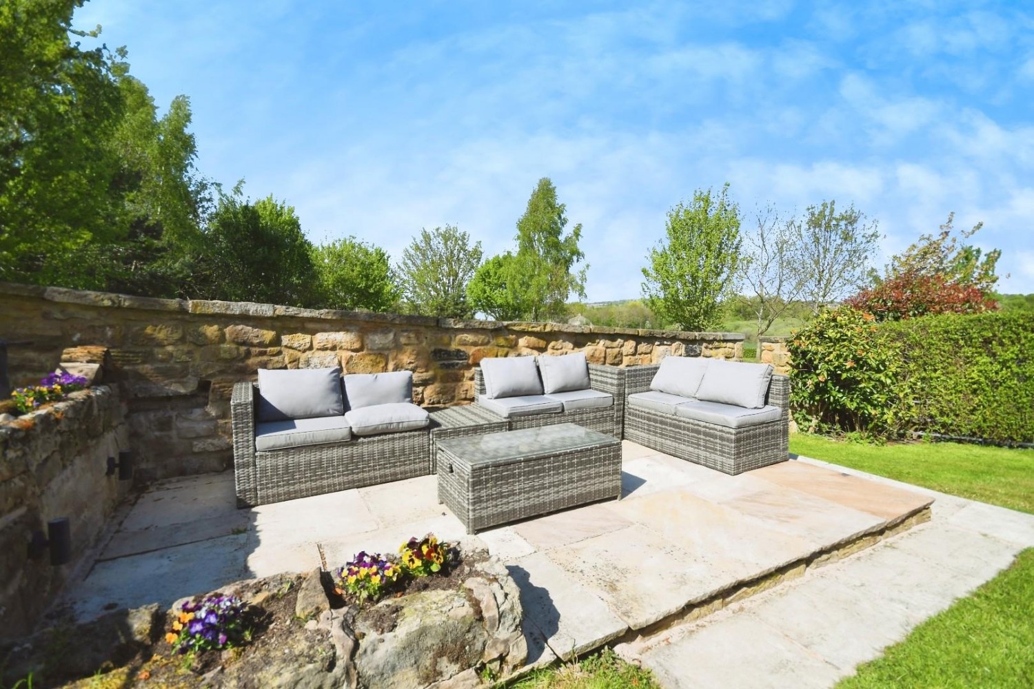 2 bedroom House for sale in The Old Stables, Birdholme Farm, Derby Road, Wingerworth, Chesterfield, S42 6LX