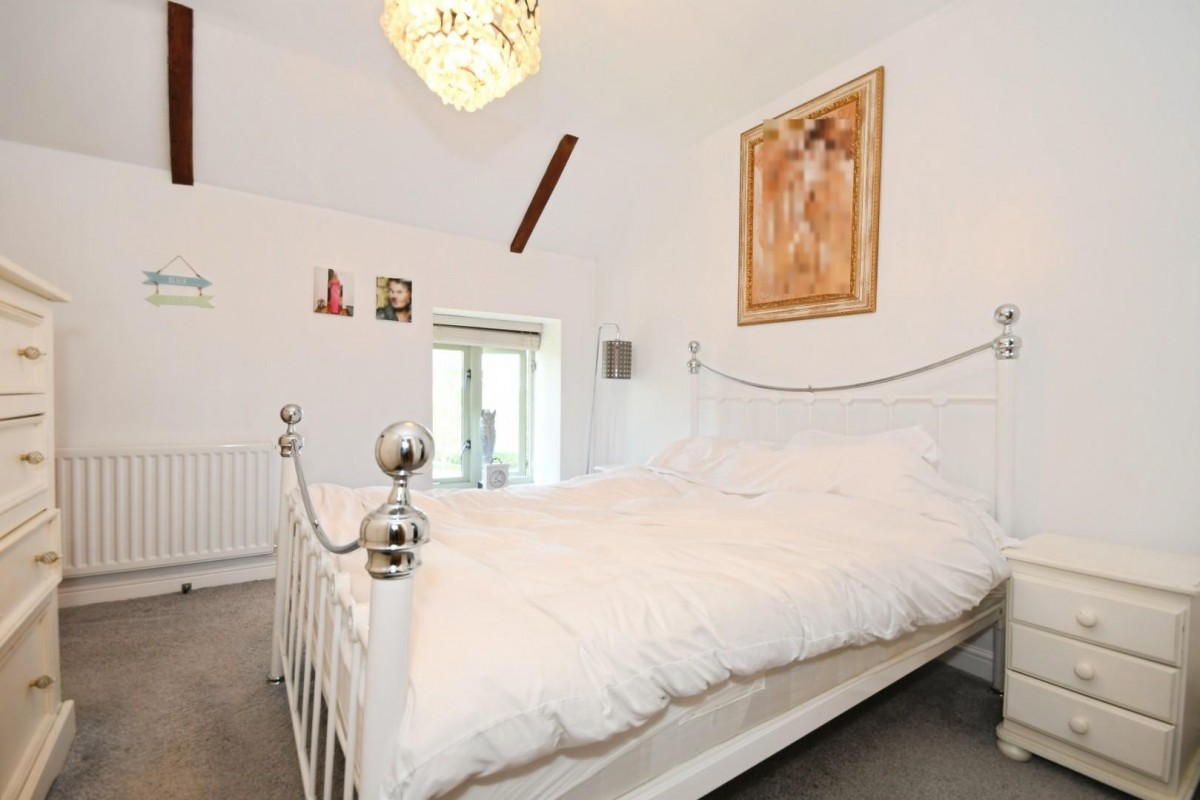 The Old Stables, Birdholme Farm, Derby Road, Wingerworth, Chesterfield, S42 6LX