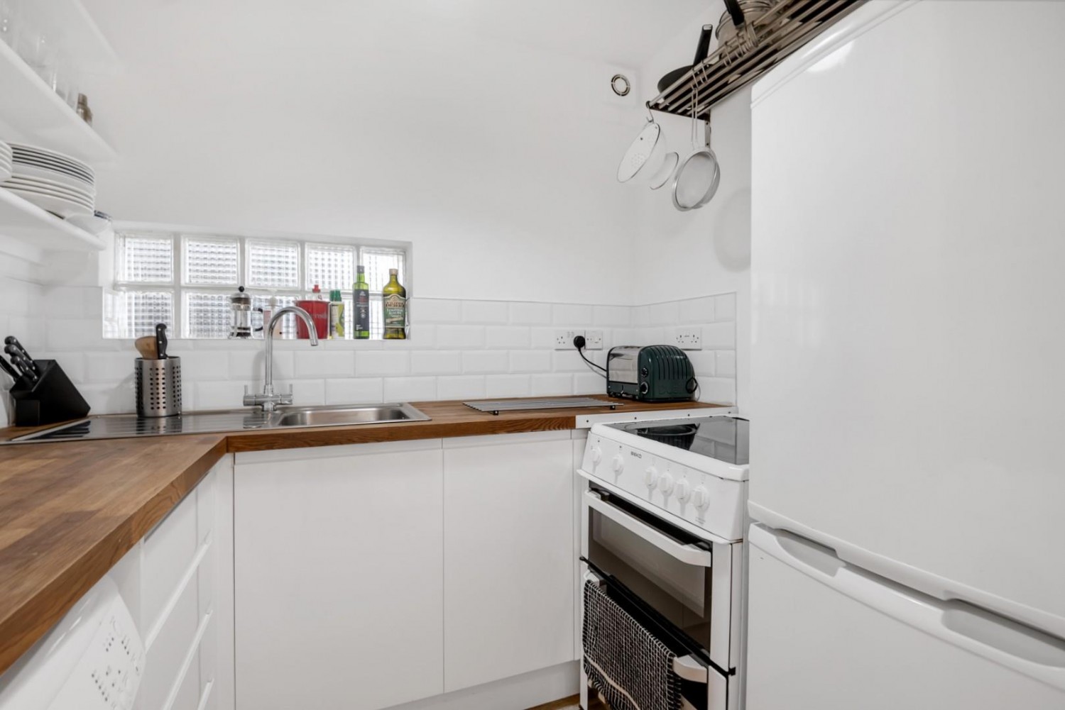 Shakspeare Walk, London, N16