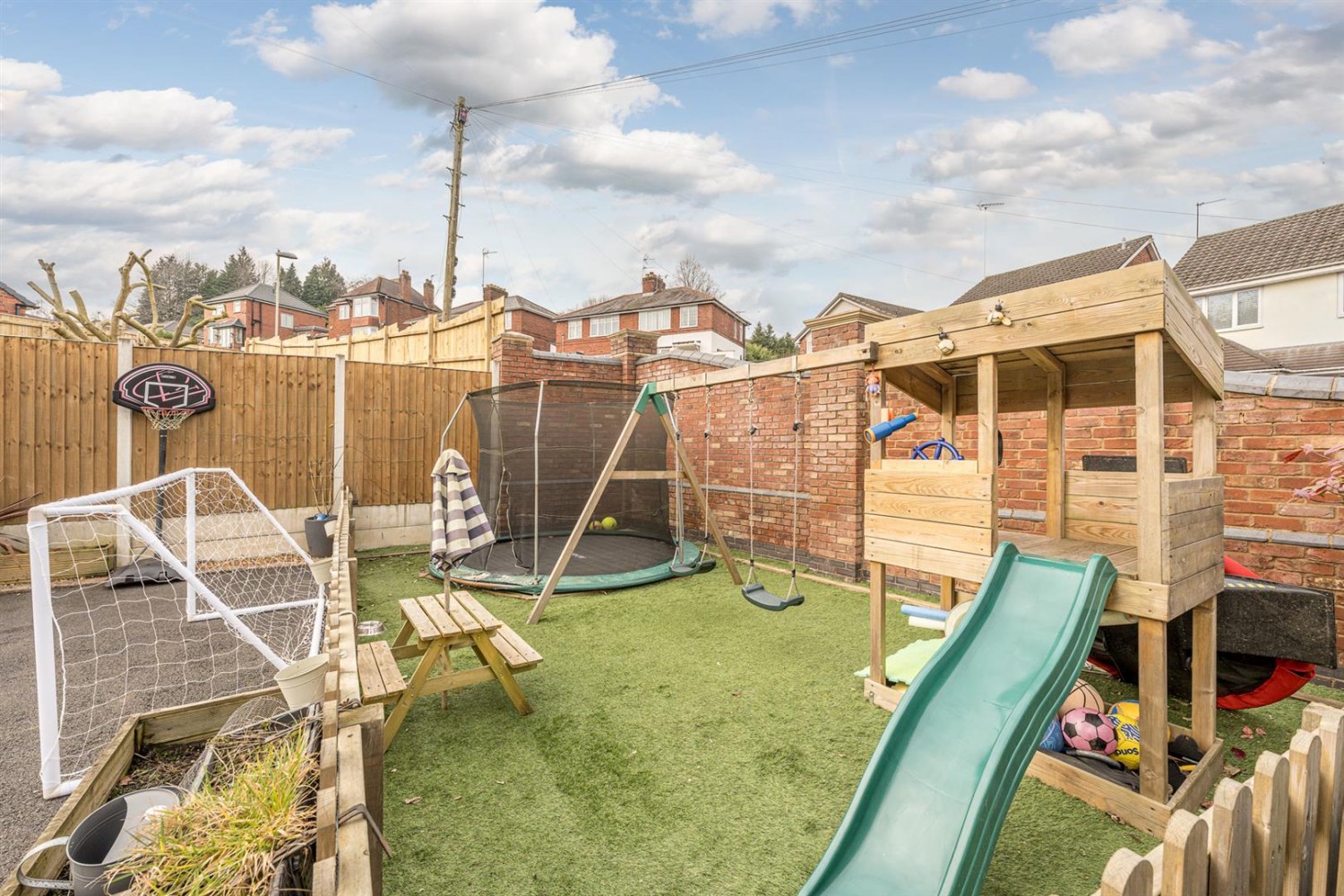 Shilton Forge, Shelton Lane, Halesowen, B63 2XE