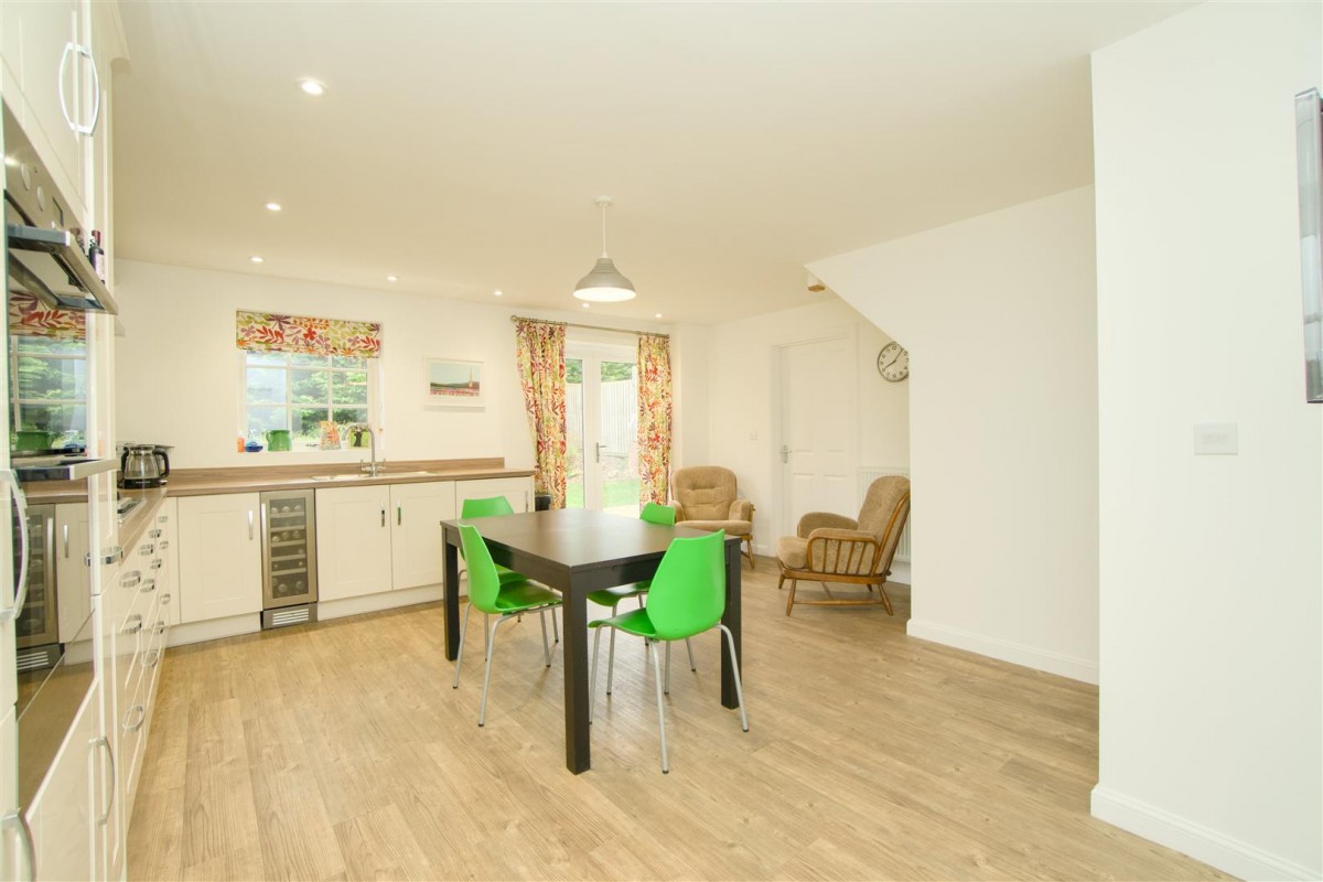 Field View Close, Ampleforth, York, YO62 4EL