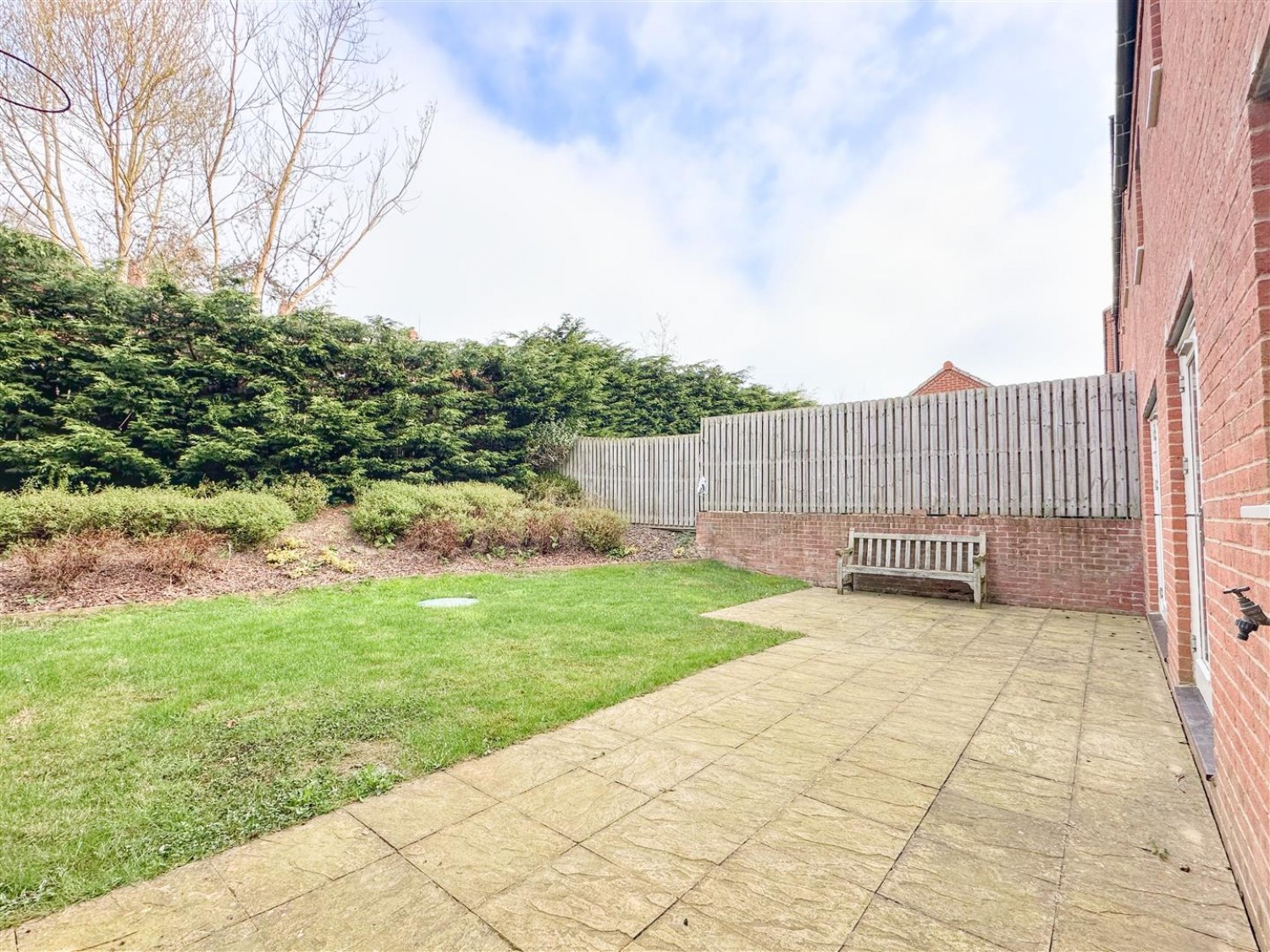 Field View Close, Ampleforth, York, YO62 4EL