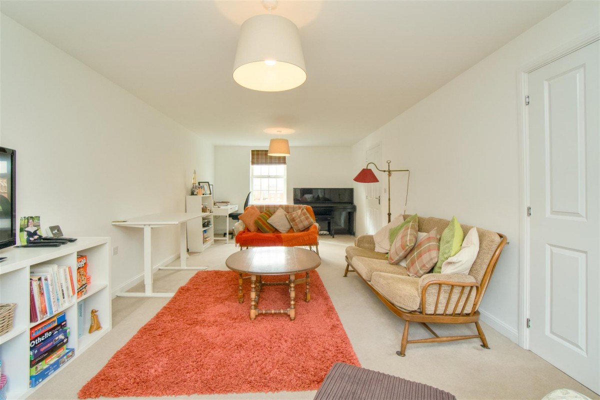 Field View Close, Ampleforth, York, YO62 4EL
