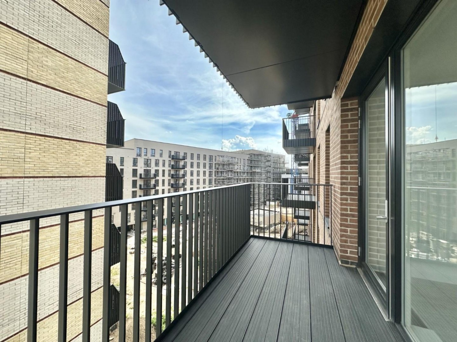 Caturra Court, Cranton Avenue, Hayes