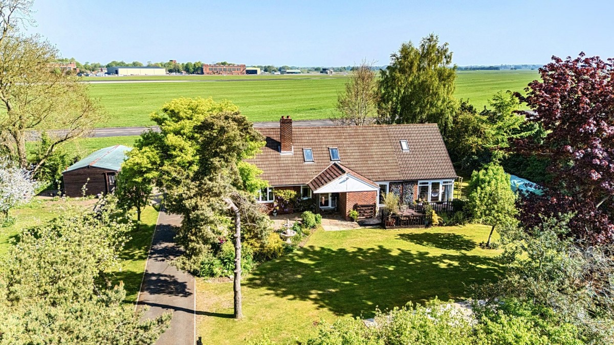 Brackenhill Lane, Church Fenton, Tadcaster