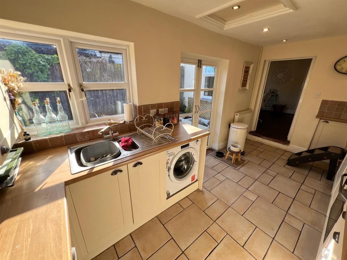 King Street, Wollaston, DY8 3QB