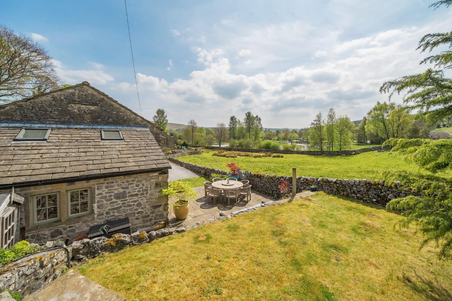 Old Hall Laithe & Barn on The Green, Kilnsey, Skipton