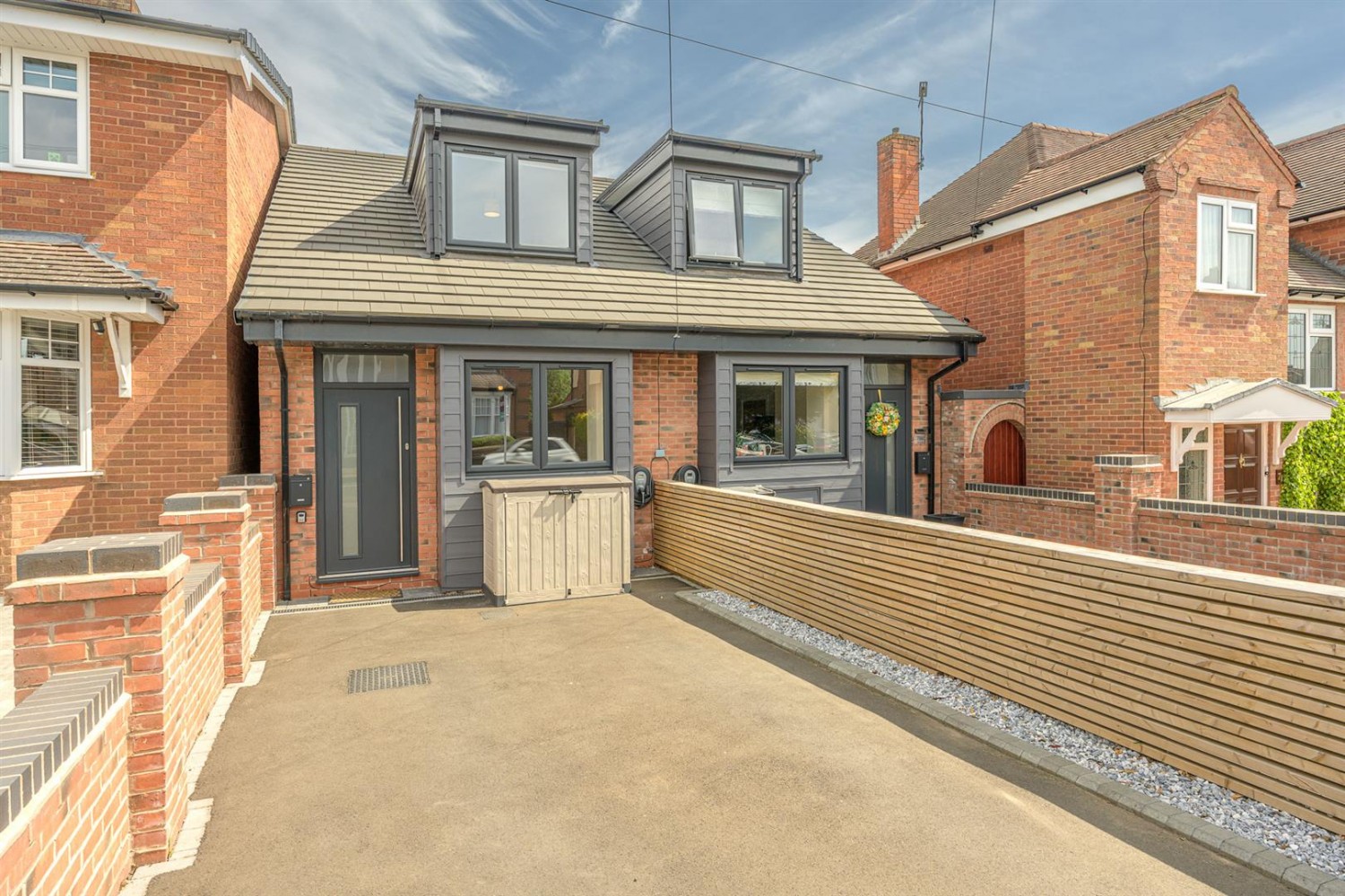 Cot Lane, Kingswinford, DY6 9TY