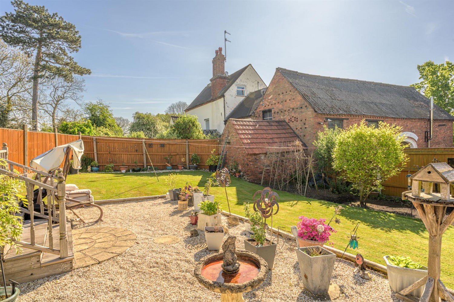 School Road, Himley, DY3 4LG