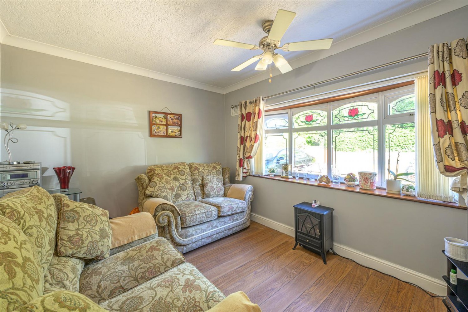 School Road, Himley, DY3 4LG