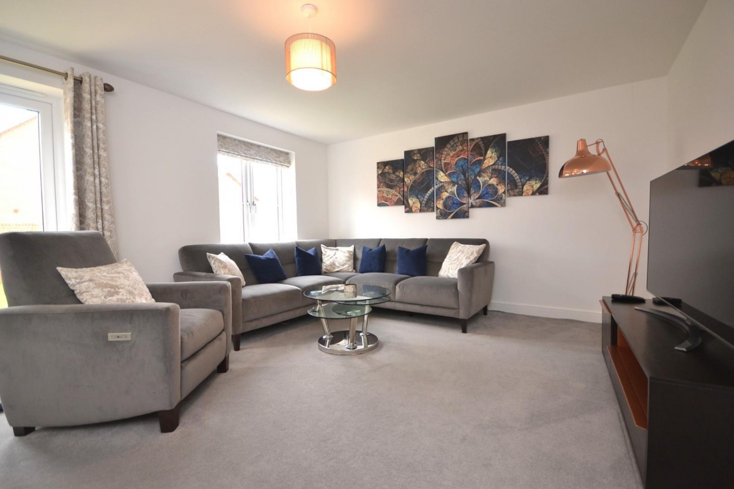 Fir Tree Road, Woodley