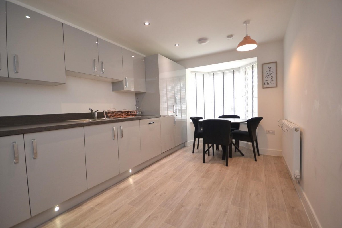 Fir Tree Road, Woodley