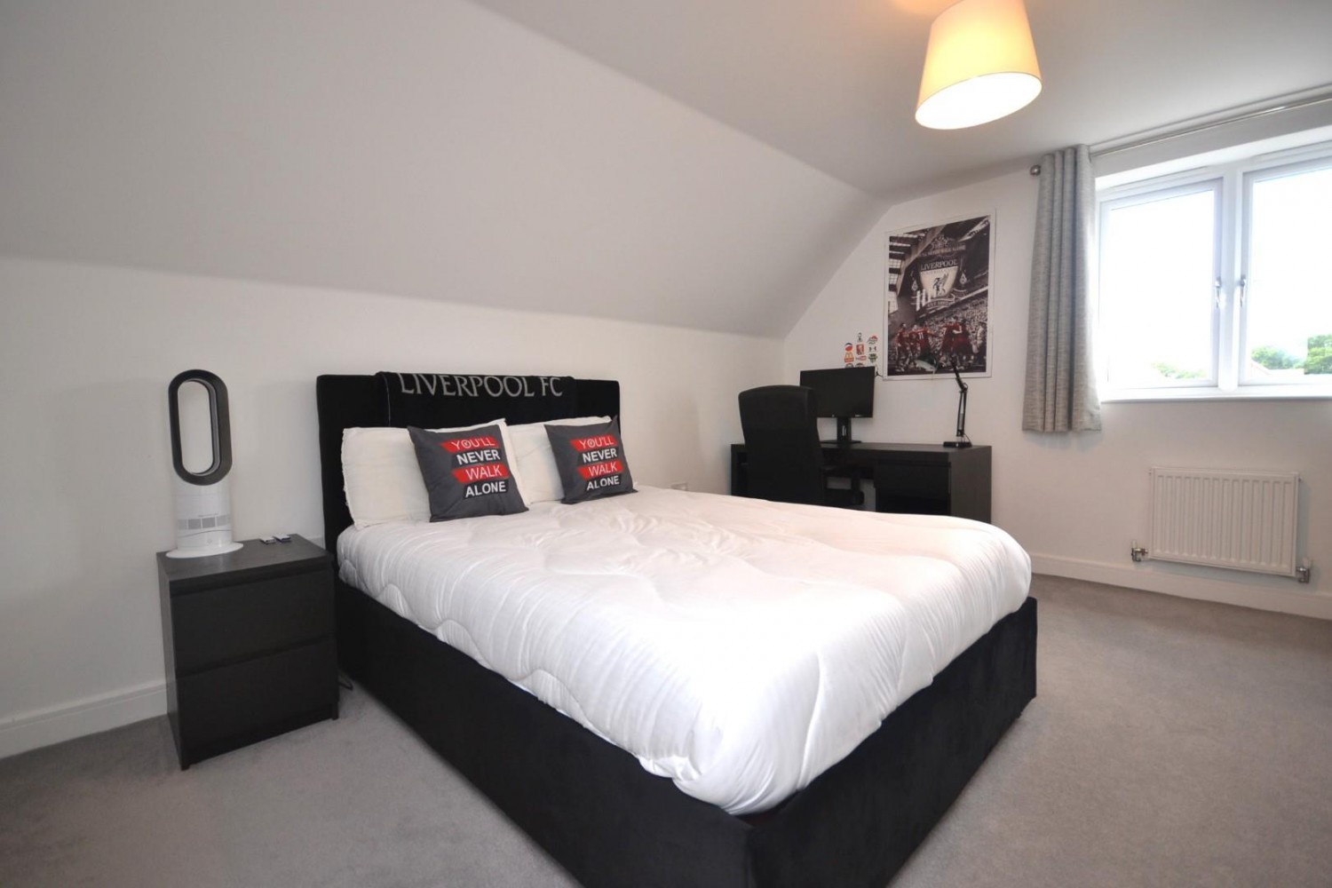 Fir Tree Road, Woodley