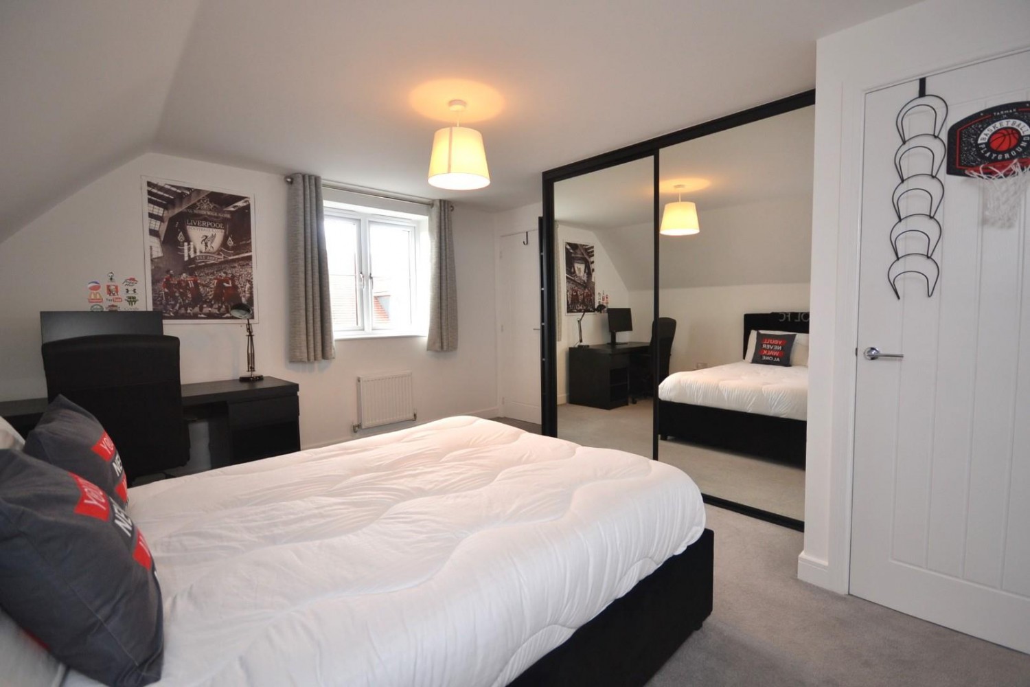 Fir Tree Road, Woodley