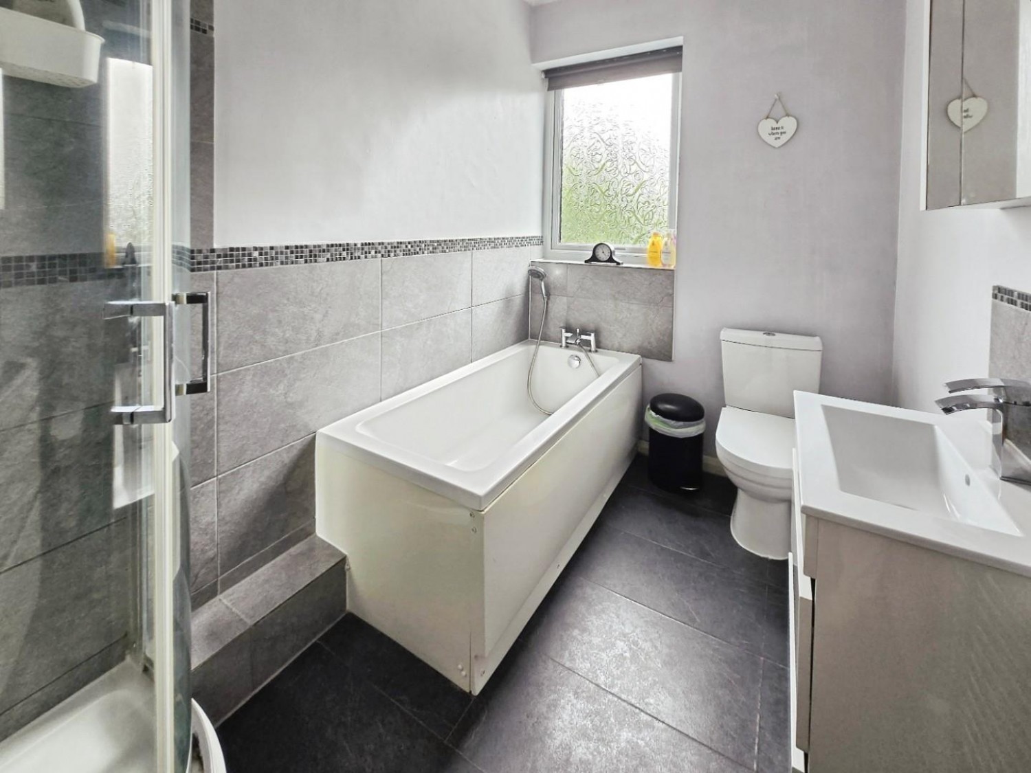 Beddington Lane, Beddington