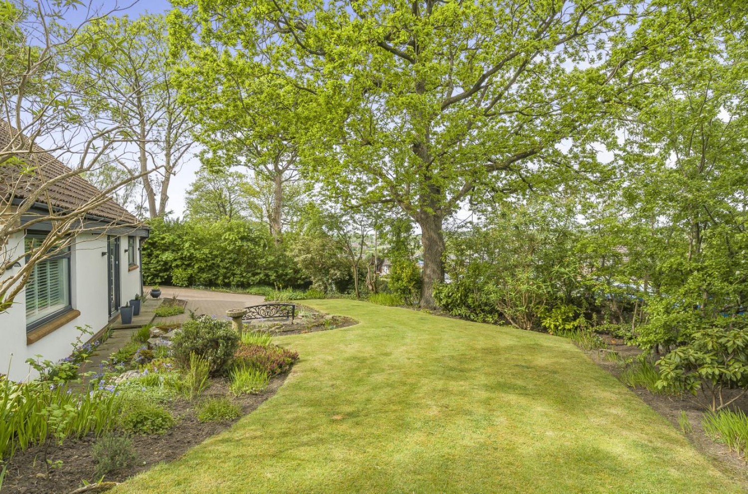 Tinshill Road, Cookridge, LS16