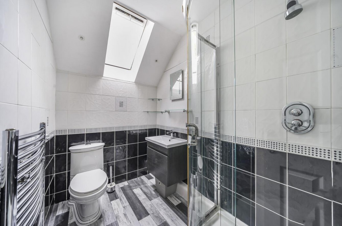 Tinshill Road, Cookridge, LS16